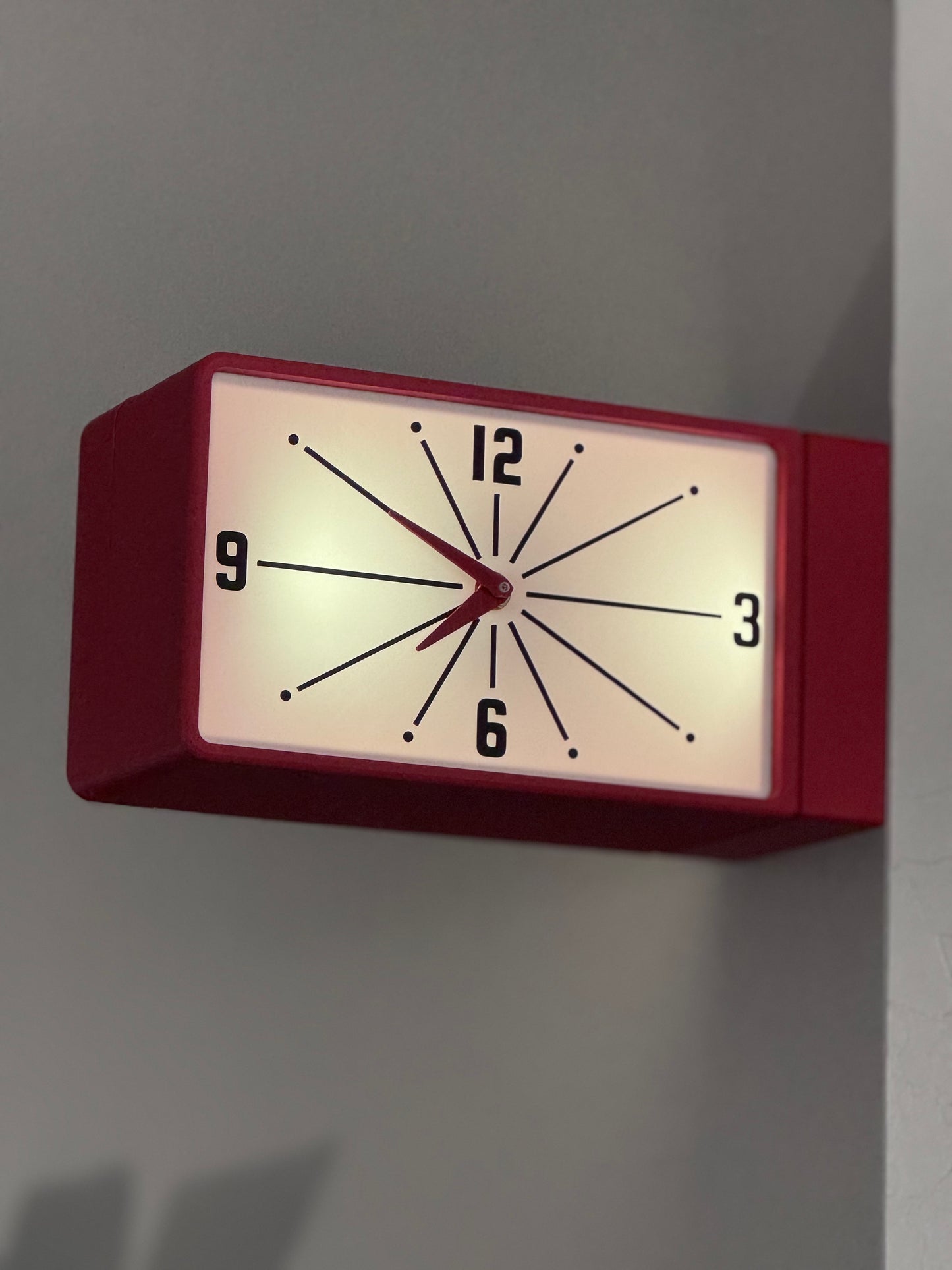 Meridian Wireless Illuminated Double-sided Wall Clock | Mid-Century Modern Retro Cordless Decor